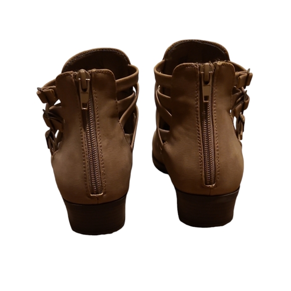 JustFab Kadence Beige Caged Zip & Buckle Booties Sz 9 - Picture 4 of 6